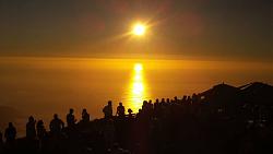 Click image for larger version. 

Name:	sunset on table mountain.jpg 
Views:	340 
Size:	19.6 KB 
ID:	6011